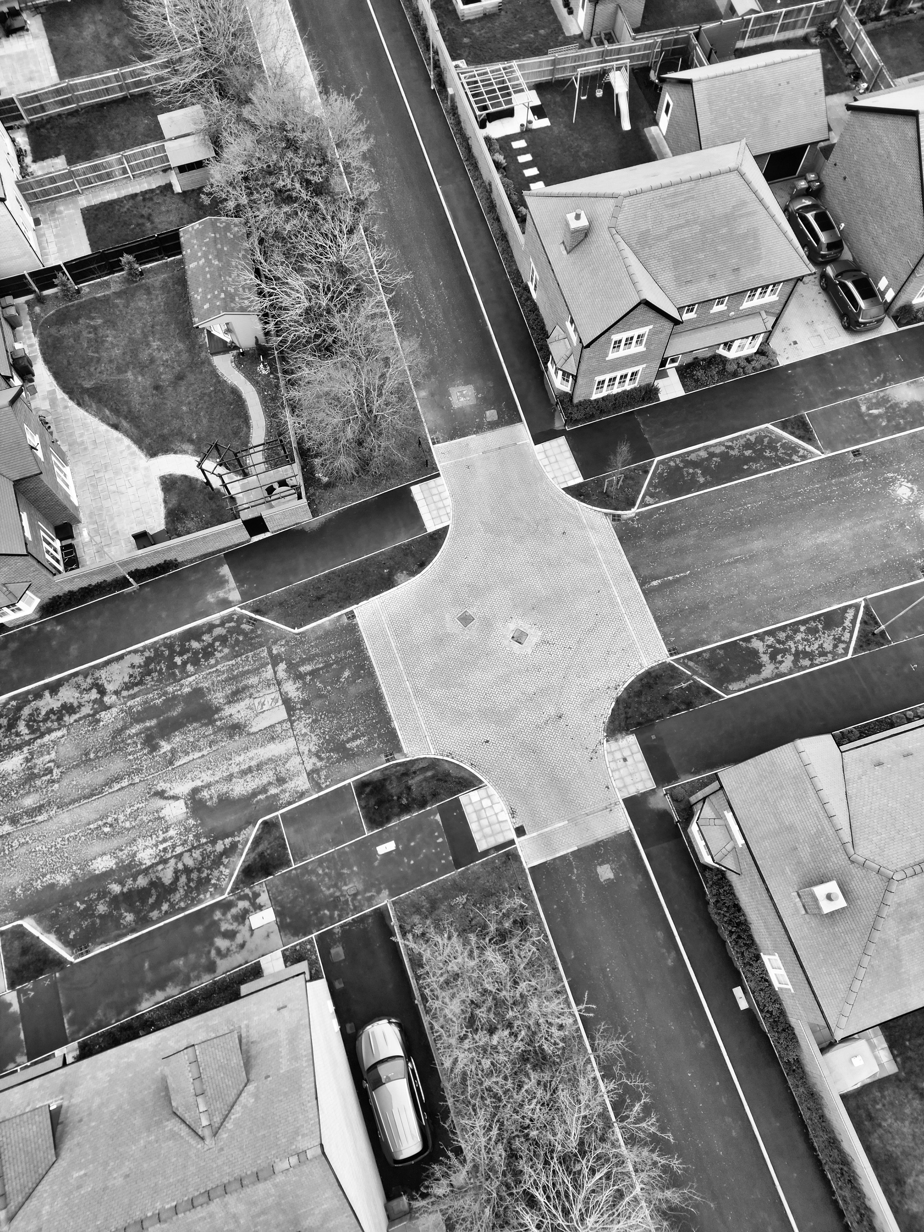 Intersection in City · Free Stock Photo