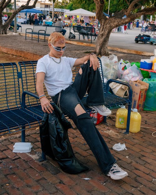 Foto profissional grátis de assento, cabelo, cidade