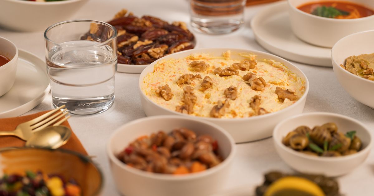 Healthy Fasting at Work: A Ramadan 2026 Guide for UAE Offices