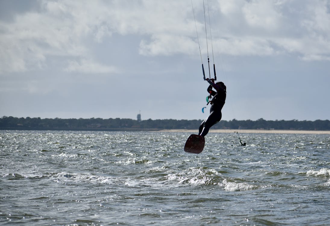 Gratis lagerfoto af kitesurfing