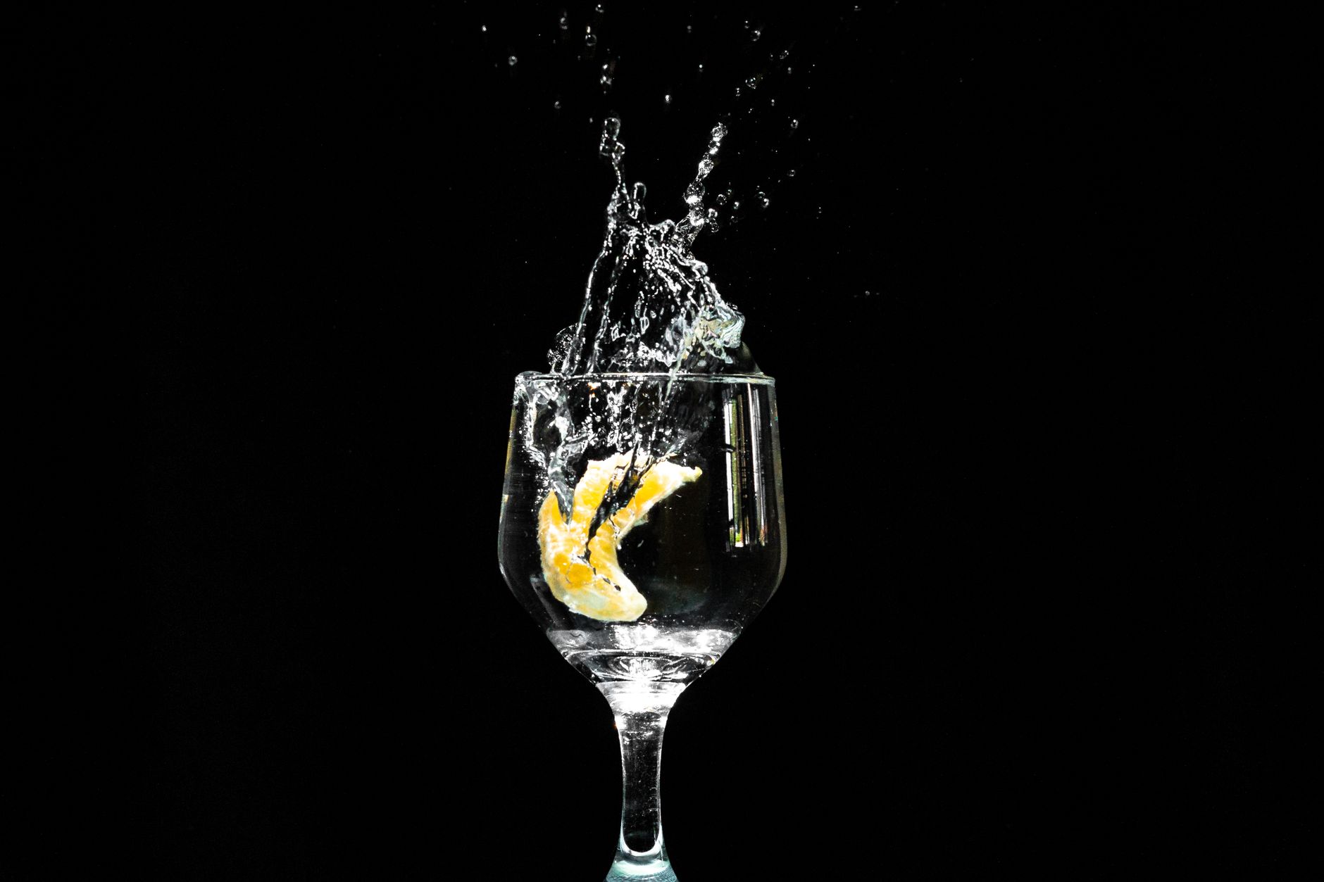 Lemon drop shot with sugar rim and lemon wedge