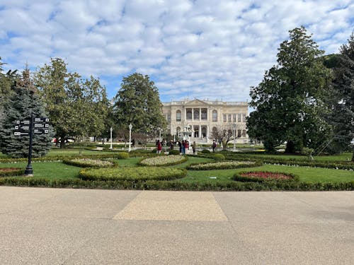 dolmabahace palace istanbul