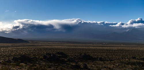 Kostenloses Stock Foto zu berge, sturm, wolken