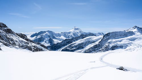 Fotobanka s bezplatnými fotkami na tému chladný, eiger, hora