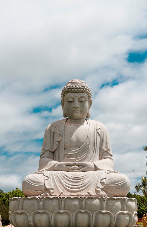 bağdaş kurup, Buda, Budist içeren Ücretsiz stok fotoğraf