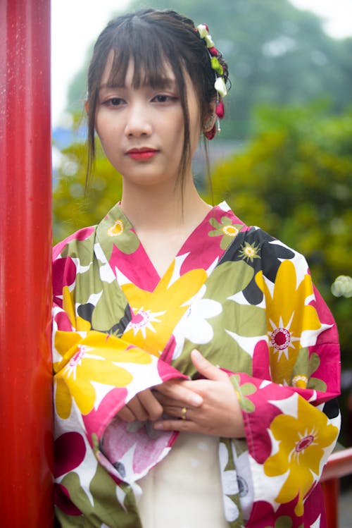 Безкоштовне стокове фото на тему «азіатська жінка, барвистий, вродлива»