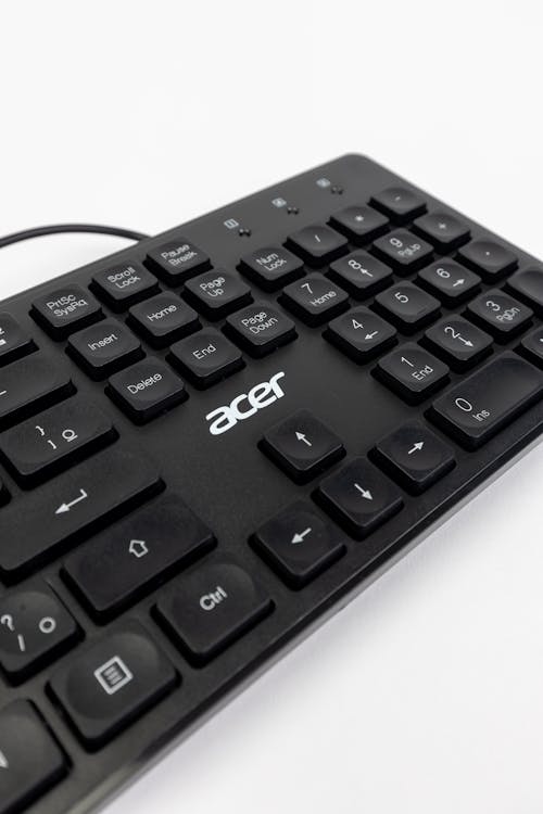 A black keyboard with a black keypad