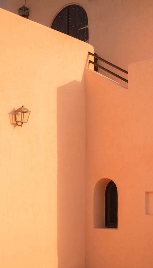 Immagine gratuita di edificio, edificio rosa, esterno rosa