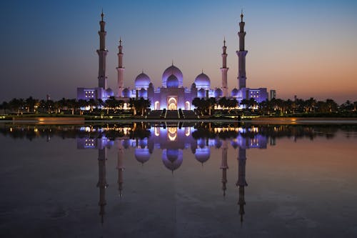 Sheikh Zayed Mosque at Sunset