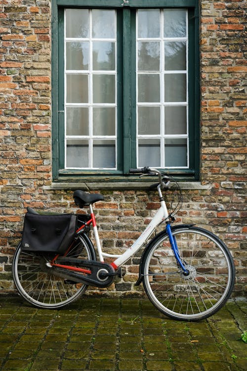 Ingyenes stockfotó ablak, antik, bicikli témában