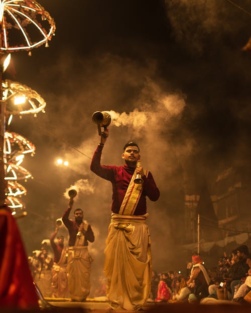 Základová fotografie zdarma na téma ganga aarti, hinduistický, indických mužů