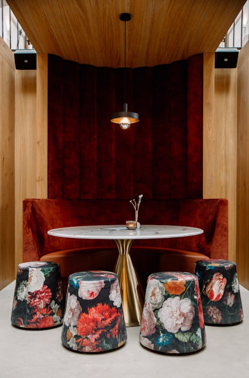 Foto d'estoc gratuïta de cadires, cafeteria, disseny d'interiors