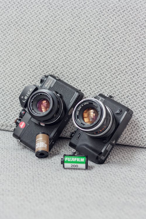 Бесплатное стоковое фото с 35 мм, SLR, аналоговая камера