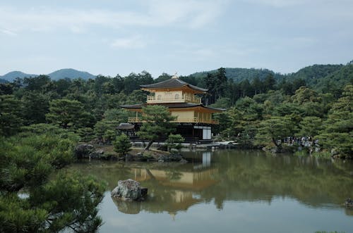 Darmowe zdjęcie z galerii z buddyjski, japonia, jezioro