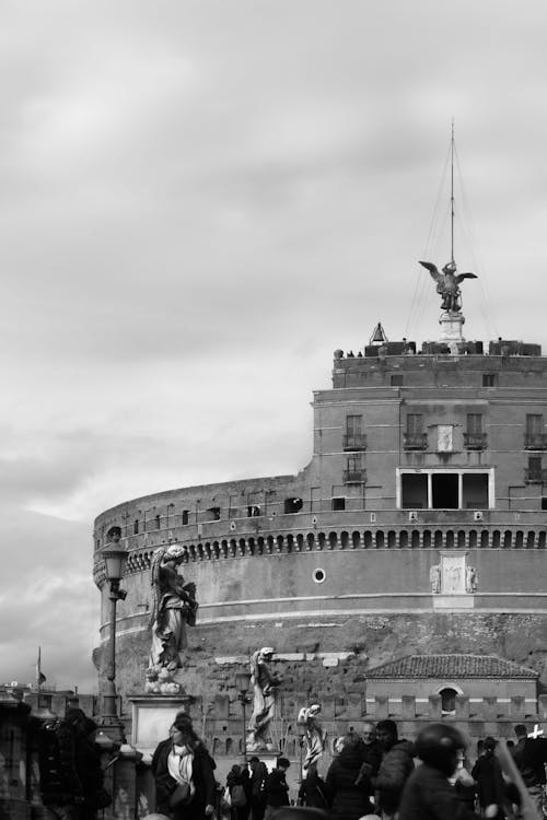 Foto stok gratis castel sant'angelo, eksterior bangunan, hitam & putih