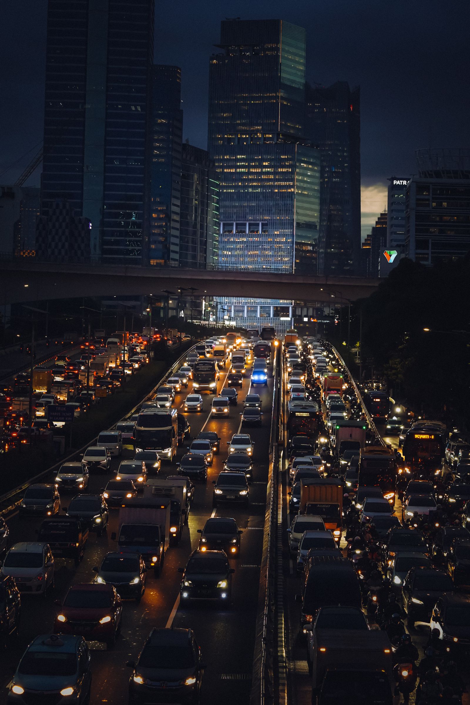 Traffic Jam in City at Sunset · Free Stock Photo