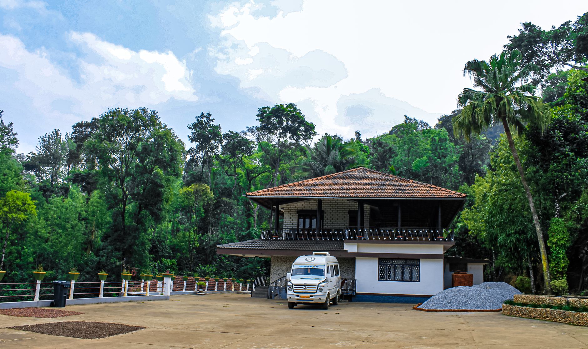 Coorg County Resort: What to Expect and How to Choose