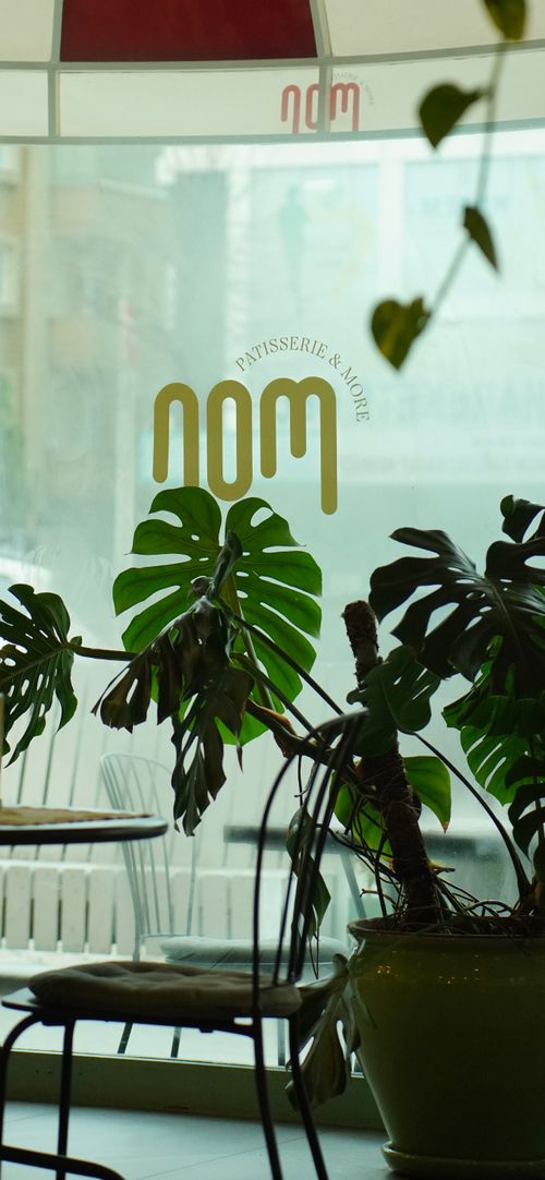 Free nom Stock Photo
