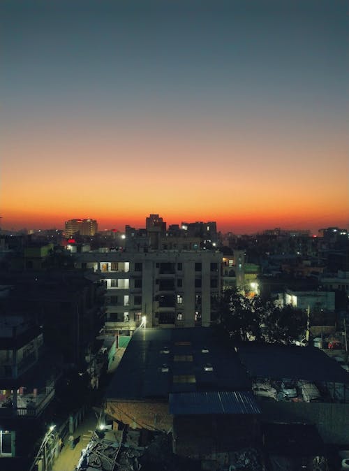 Foto profissional grátis de céu limpo, cidade, cidades