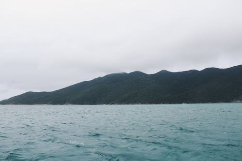 A view of the ocean from a boat