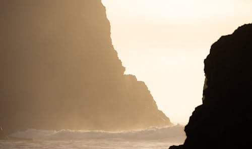 Fotobanka s bezplatnými fotkami na tému breh, mávať, more