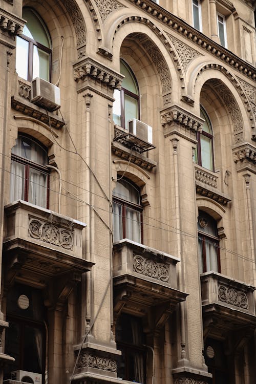 Foto profissional grátis de arcadas, cidade, cidades