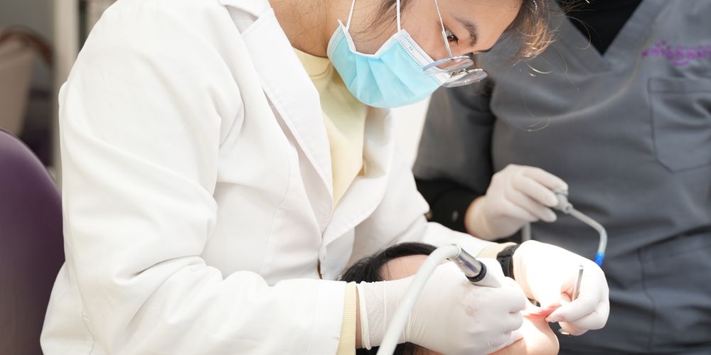 Trám răng khi mang thai giúp giải quyết triệt để tình trạng sâu răng
