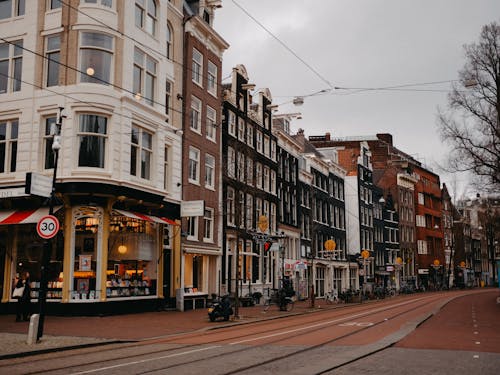 Kostnadsfri bild av amsterdam, byggnader, gata
