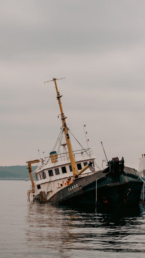 Gratis stockfoto met achtergelaten, bootmast, schipbreuk