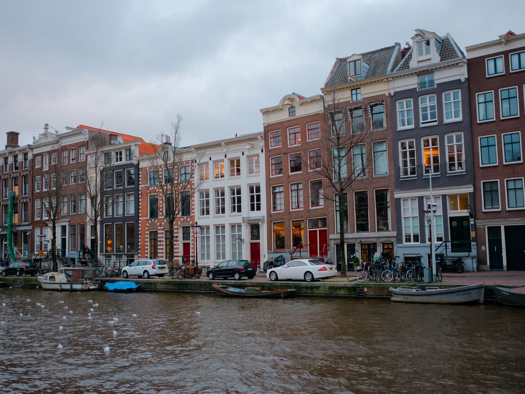 Amsterdam'da sıra evler