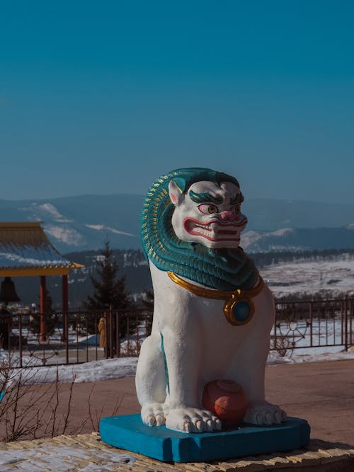 Ingyenes stockfotó buddhista, függőleges lövés, hegyek témában