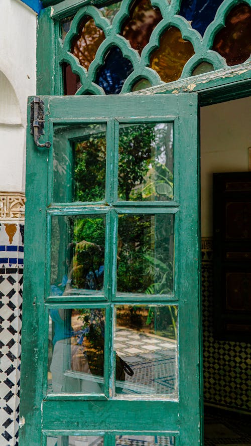 Darmowe zdjęcie z galerii z miejski, okna, okno