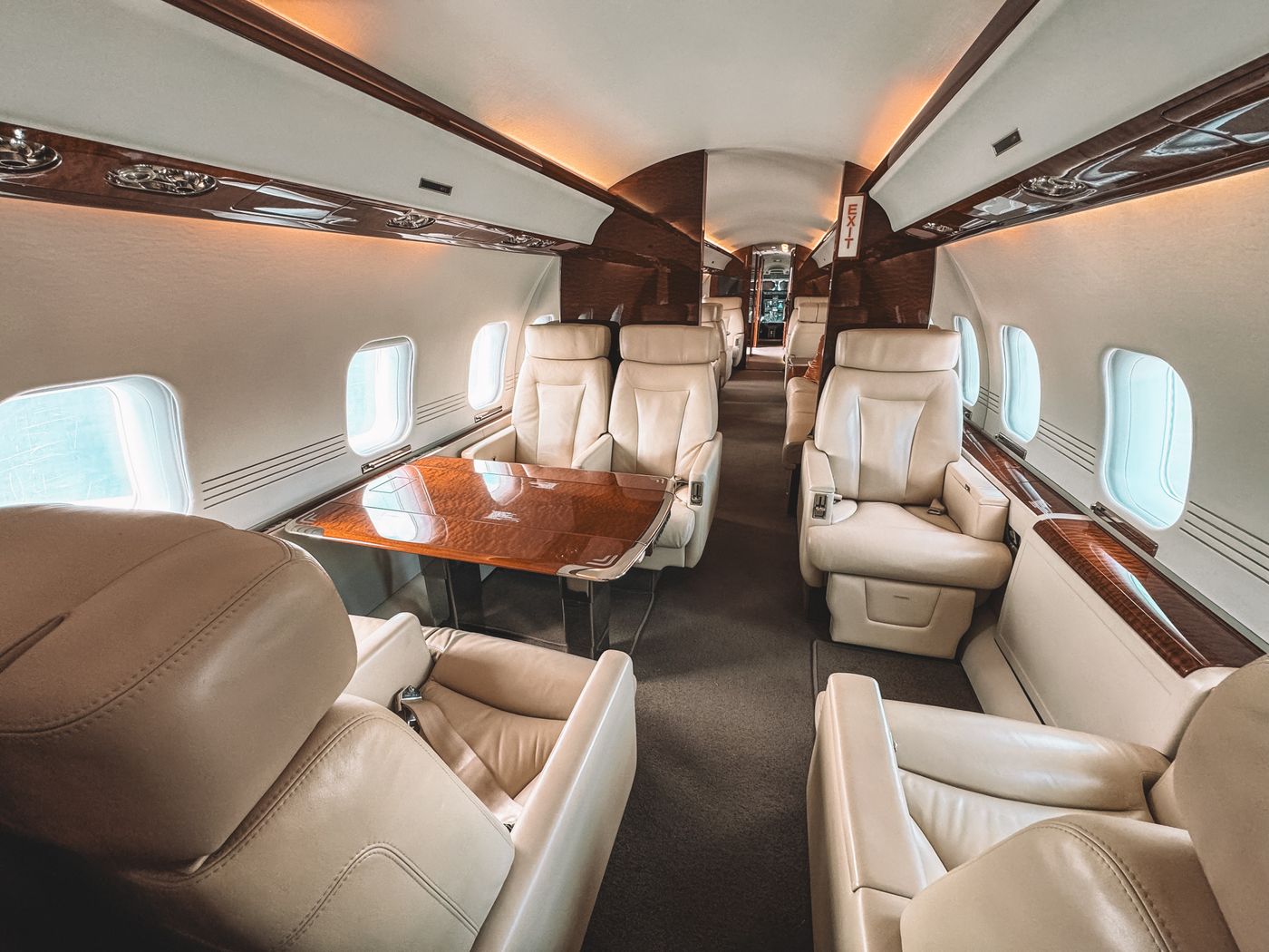 Private jet cabin seating