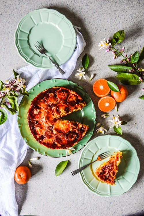 Gratis lagerfoto af appelsin tærte, bakke, dessert