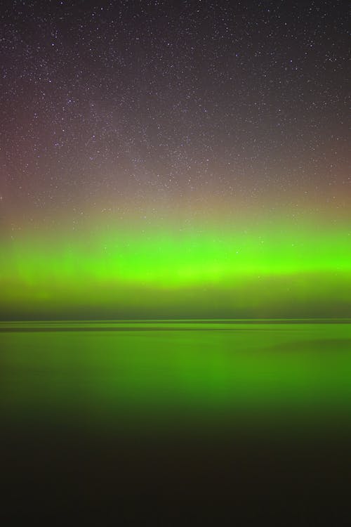 Kostnadsfri bild av astronomi, aurora borealis, gröna ljus