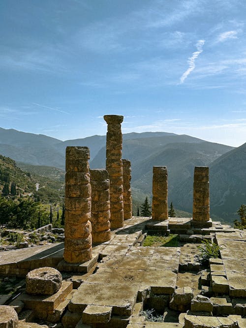 The ruins of the temple of the sun in delphi