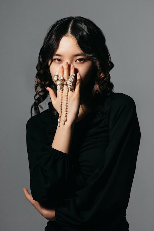 Fotos de stock gratuitas de asiática, blusa negra, bonita