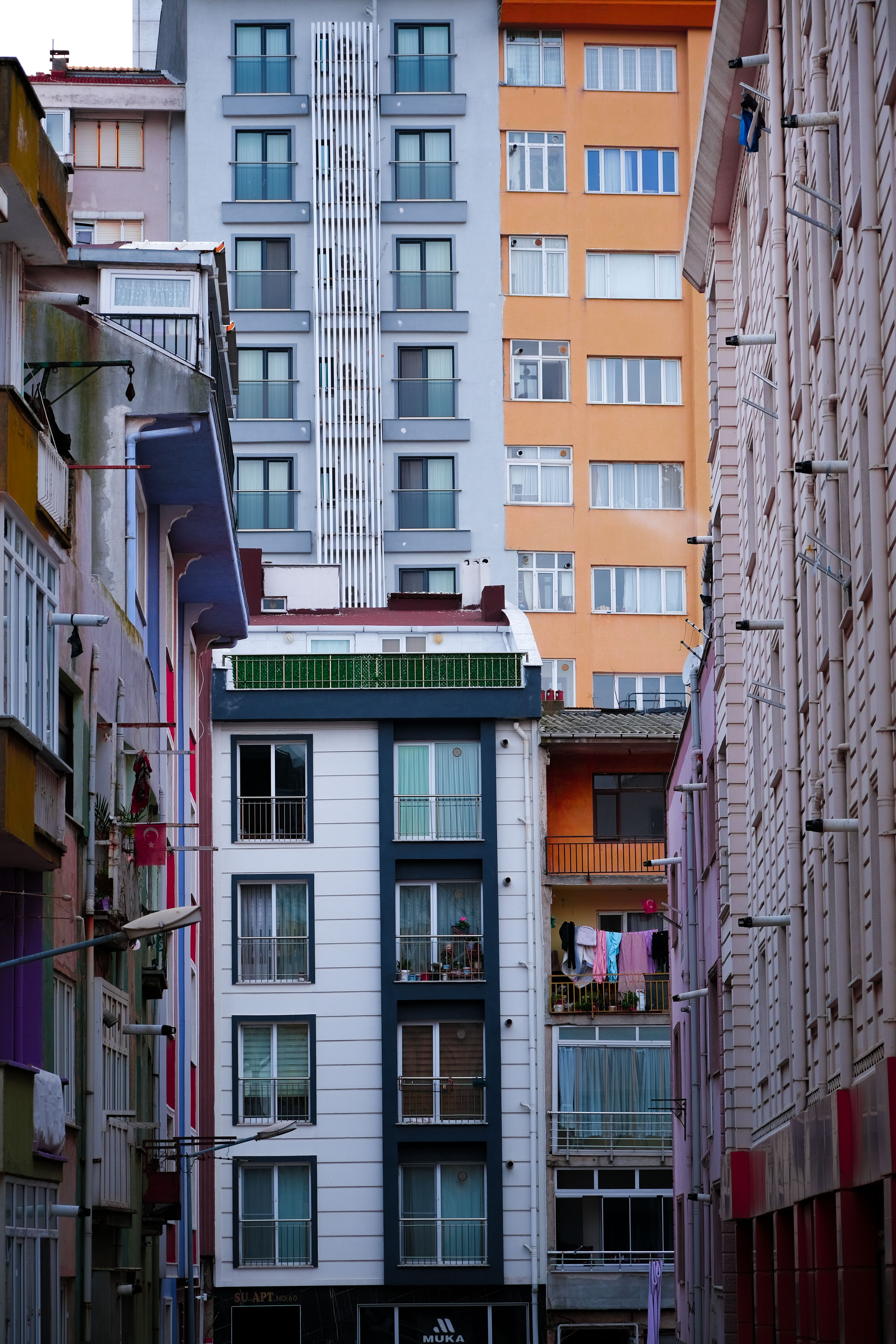 Windows in a House Buildings · Free Stock Photo