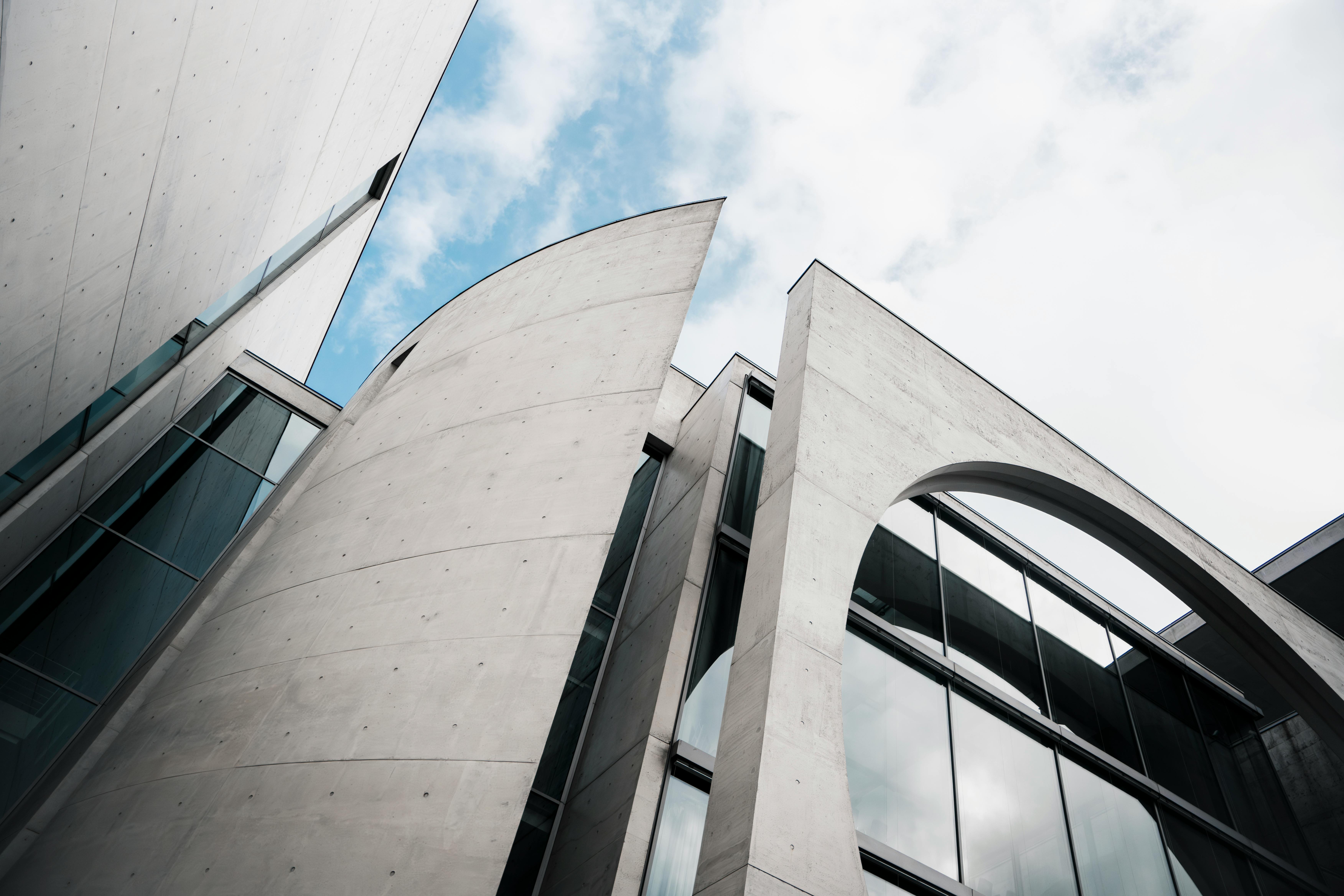 fitment architecture e‑commerce accuracy — Photo by Nadine Ginzel on Pexels