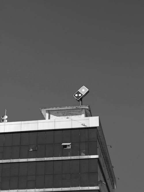 Fotobanka s bezplatnými fotkami na tému budova, čierny a biely, domino