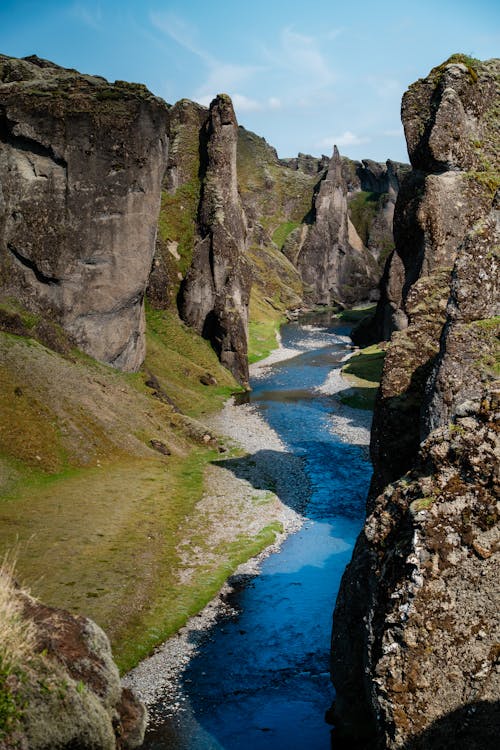 Foto stok gratis fjaðrárgljúfur, formasi batuan, Islandia