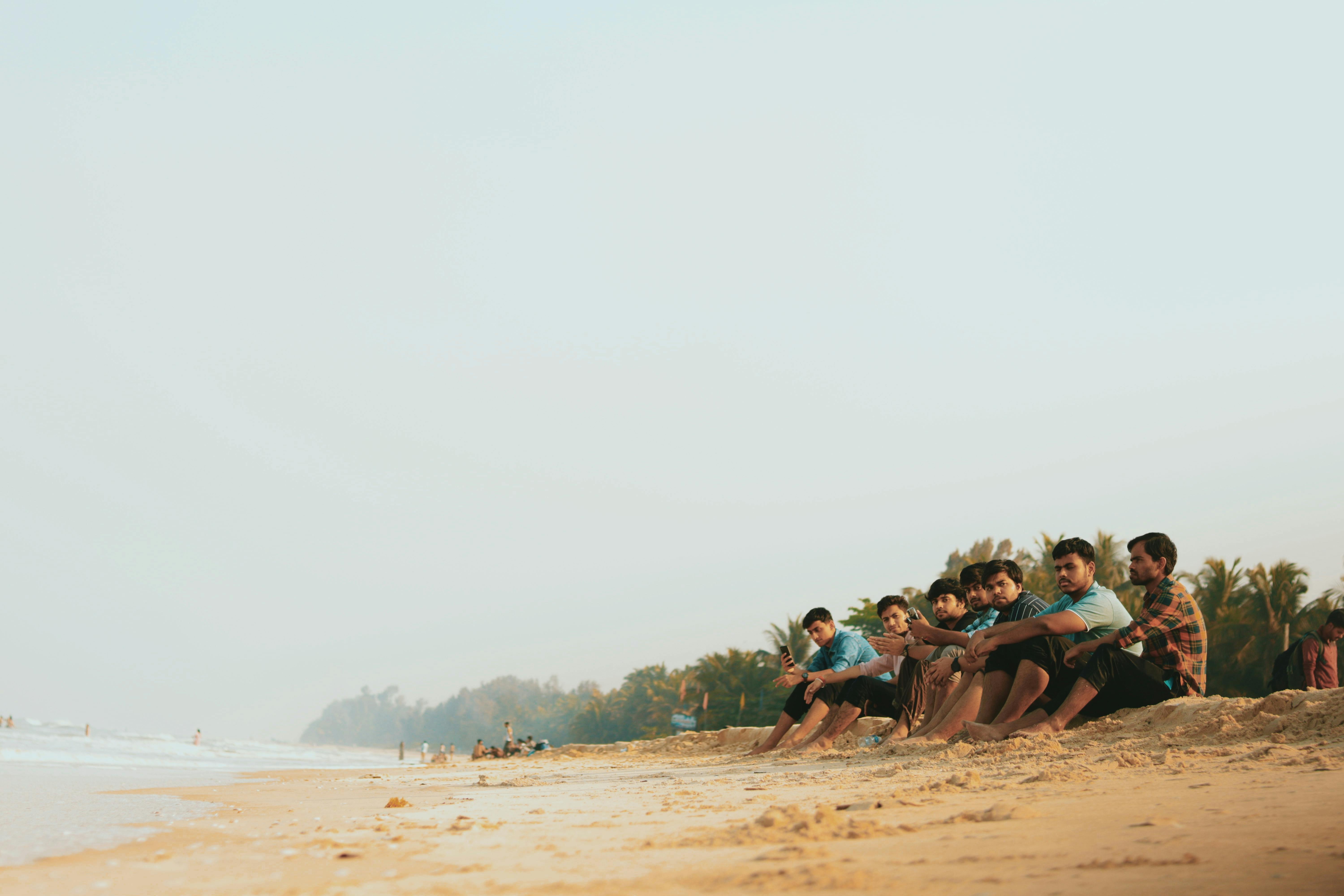 Affordable destinations for budget-conscious young travelers - Belleville News — Photo by Shivansh  Sharma on Pexels