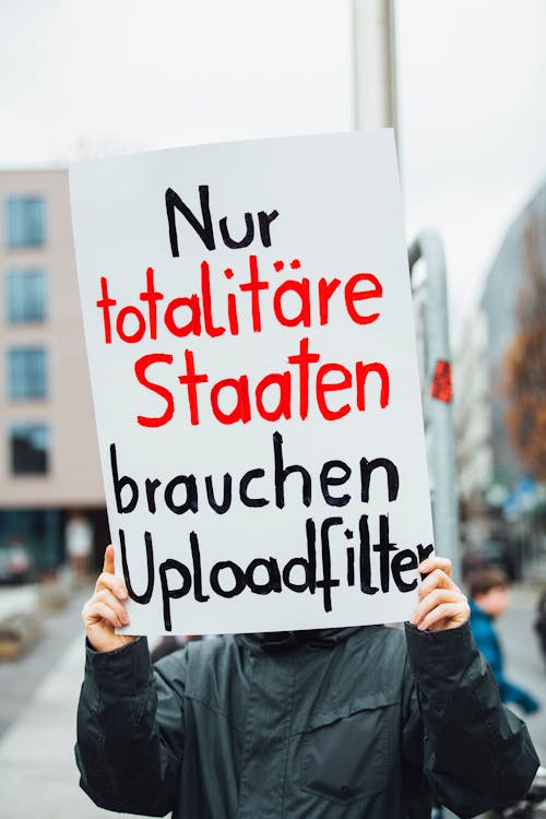 Kostenloses Stock Foto zu aktivist, banner, beschweren