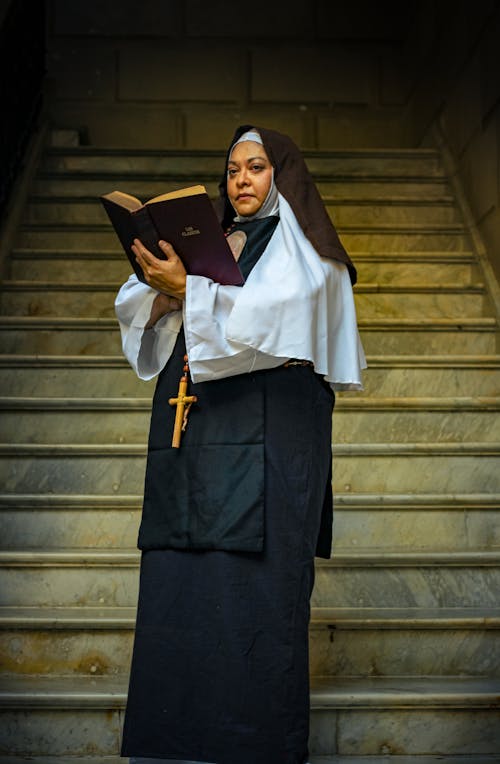 Foto stok gratis Alkitab, biarawati, Book