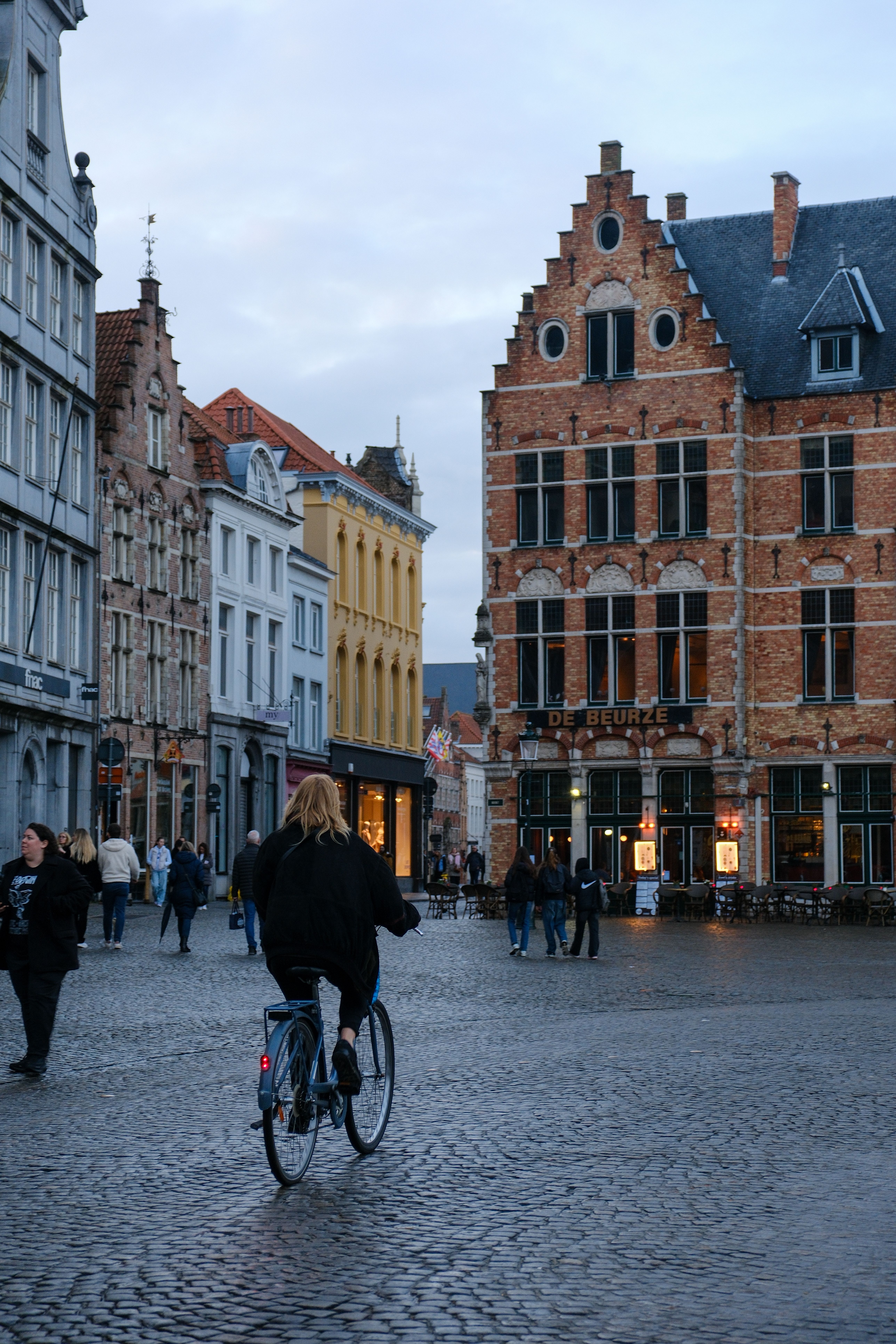 huis huren in belgië - rijwoning in een Belgische straat