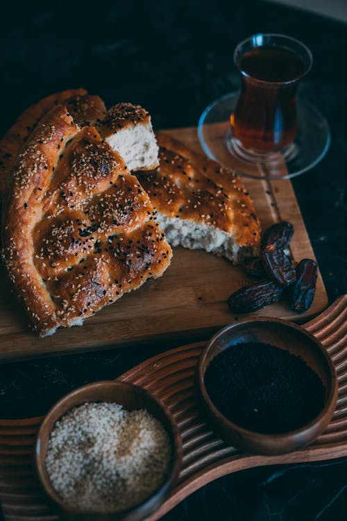 Gratis arkivbilde med bake, brød, dadler