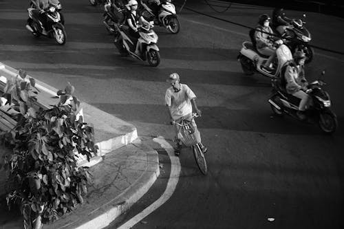 Foto profissional grátis de ação, agrupar, bicicleta