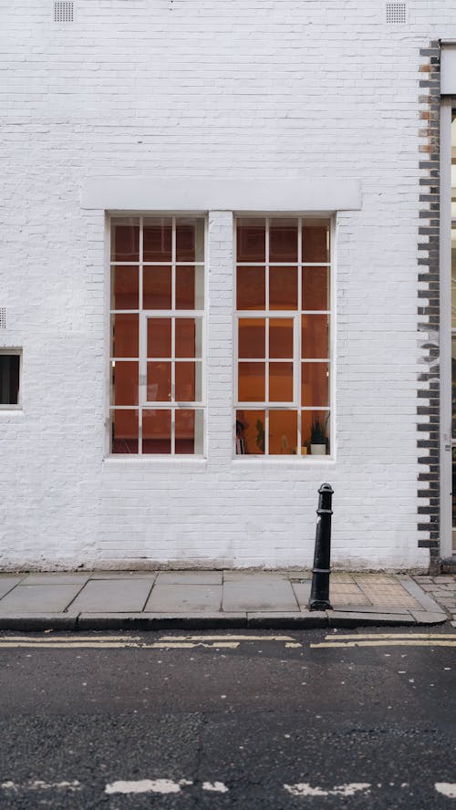 Безкоштовне стокове фото на тему «Windows, білий, Будівля»