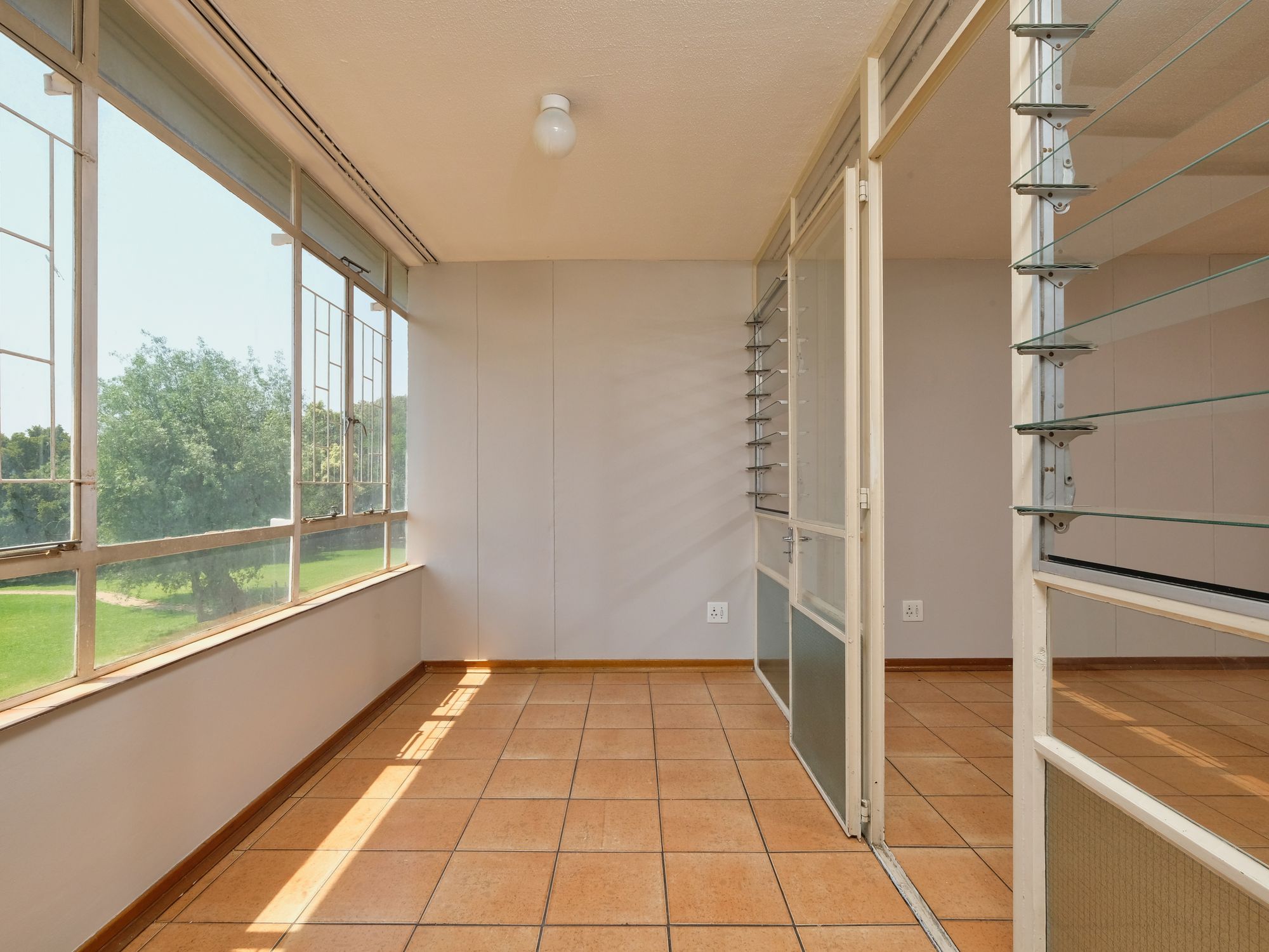 End of Tenancy Decorating in Bromley-by-Bow, Tower Hamlets — decorator refreshing a rental property between tenants