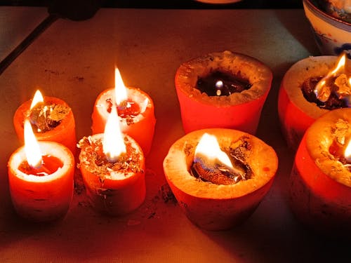 Бесплатное стоковое фото с восковая свеча, отражение света